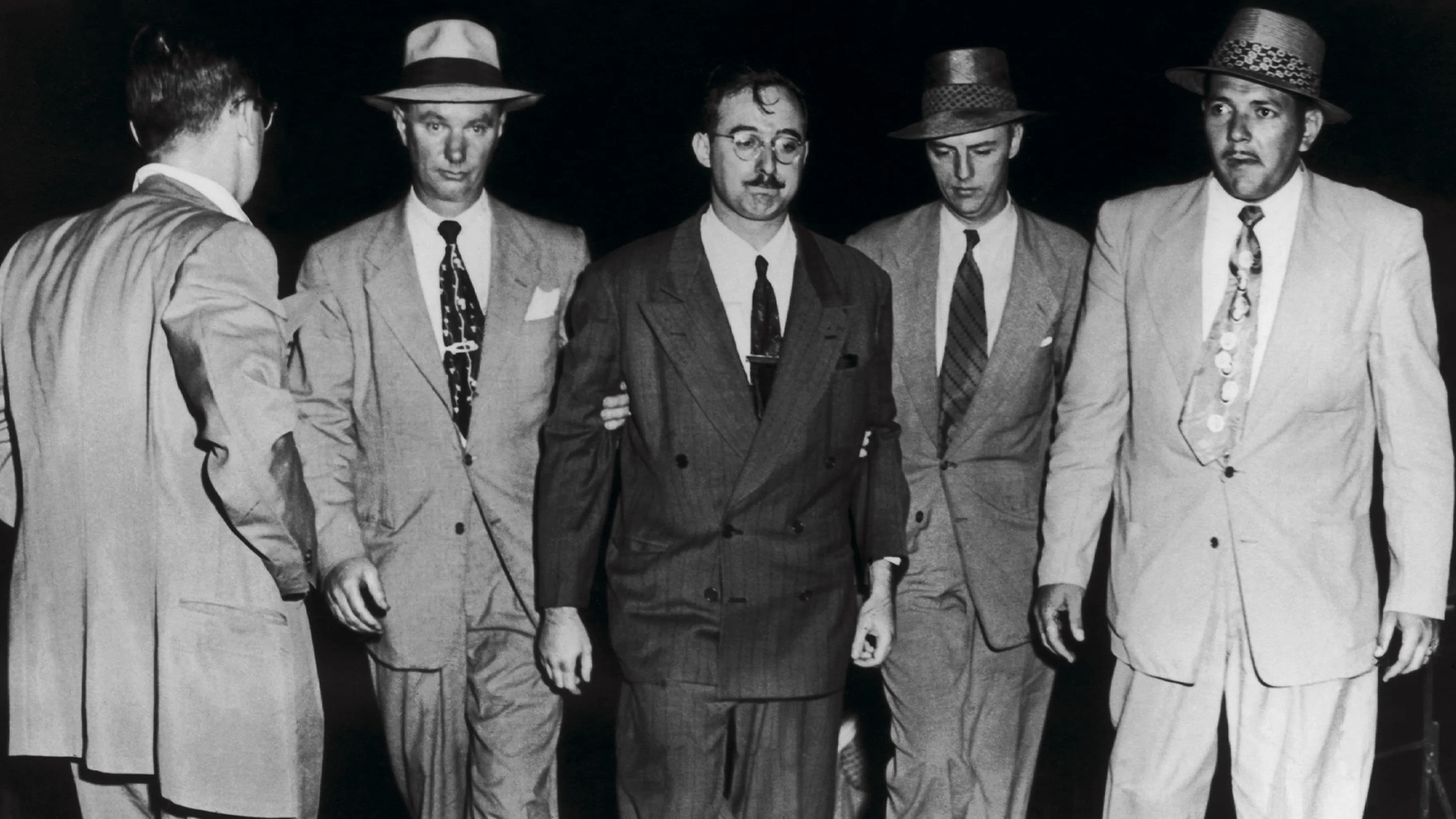 The Rosenbergs: Atomic Spies